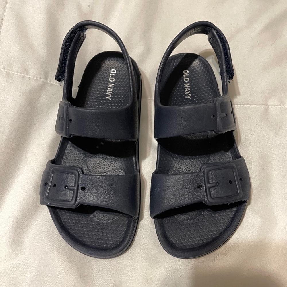 Kids Old Navy Sandals Size 11